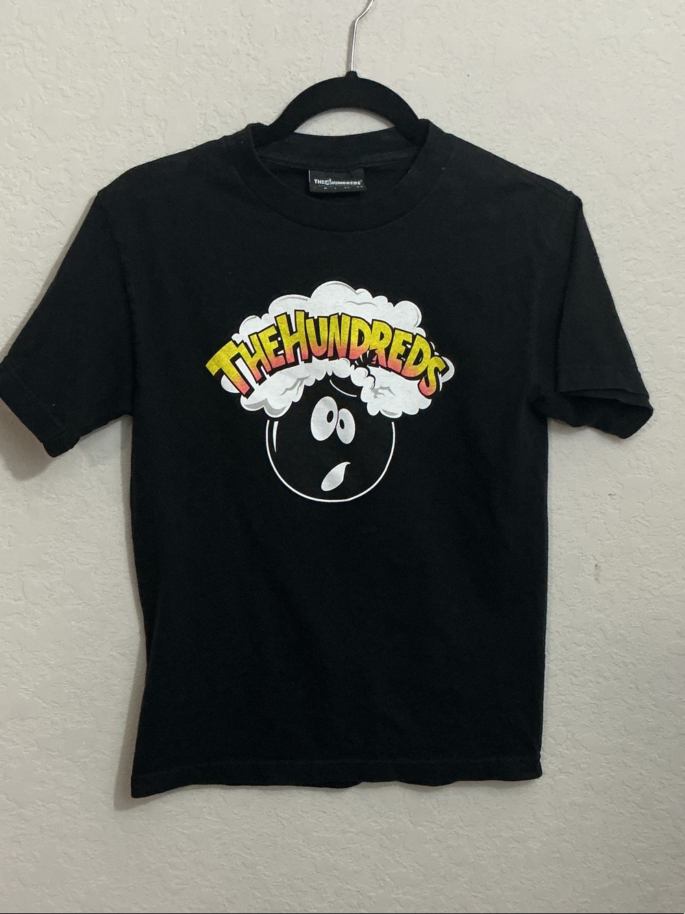 💣 The Hundreds Adam Bomb Spellout Graphic T-Shirt 💣